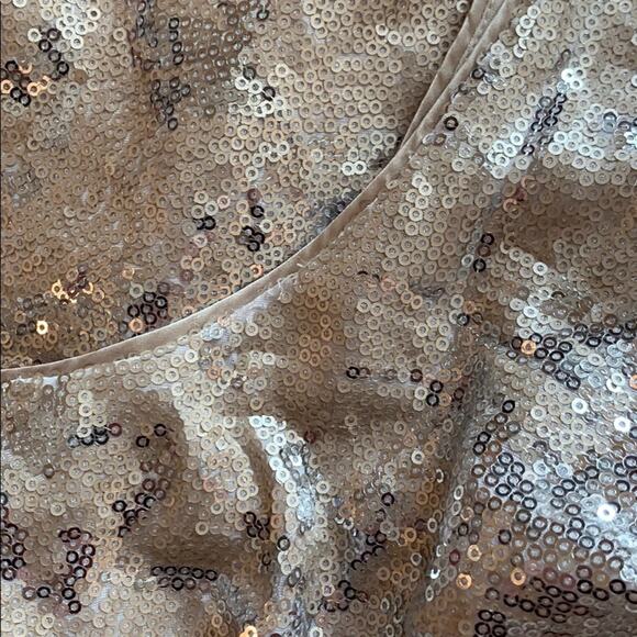 Aidan Mattox Gold silver sequined scoop neck formal prom tank dress size 10 B83 - Picture 6 of 6